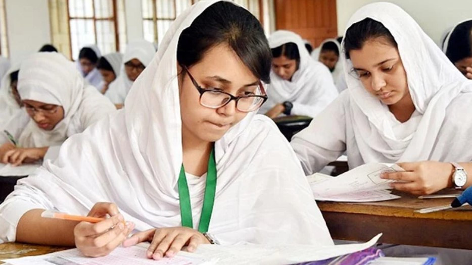 আগামী ৩০ জুন থেকে এইচএসসি পরীক্ষা শুরু